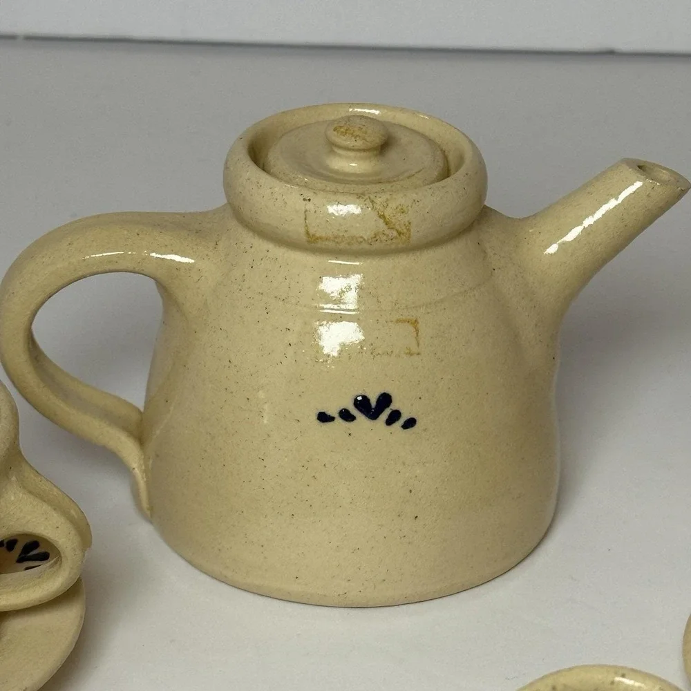Boyd's Bears Miniature‎ Tea Set. 9 Pieces.